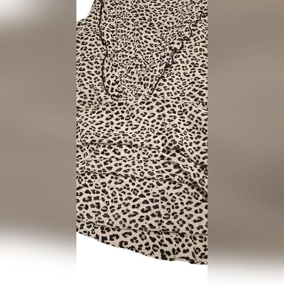 CAbi Top Flutter Blouse Ruffle Sleeveless Cheetah Animal Print Black Cream S - Picture 8 of 16